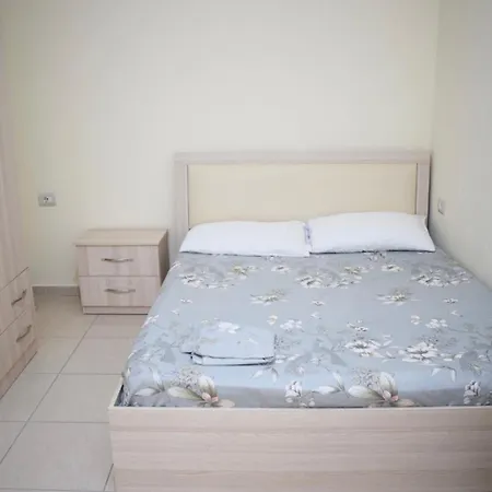 Sea View Balcony Apartamento Vlorë